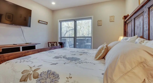 Cozy Bull Shoals Condo Getaway ~ 1 Mi to Lake!, 예약 호텔 Bull Shoals Ozarks