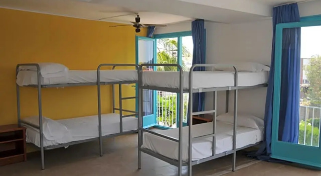 Четырёхместный номер Standard Utopia Beach House