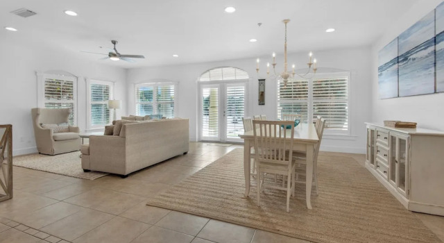 Villas at Seagrove Unit B301, Varaa Hotelli Hotellit Emerald Coast uima-altaalla, Uima-allas