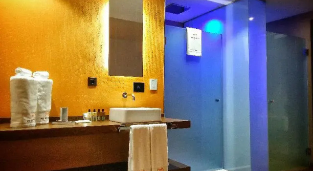 Двухместный номер Luxury с балконом MB Boutique Hotel