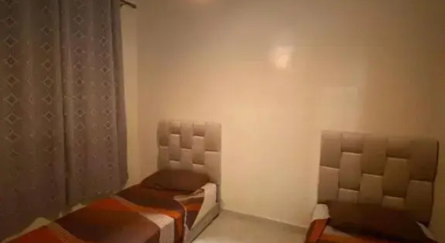 Lovely 2-bedroom appartement, Забронировать Апартаменты/квартира Отели Марракеш-Тенсифт-Эль-Хауз с парковкой, Парковка