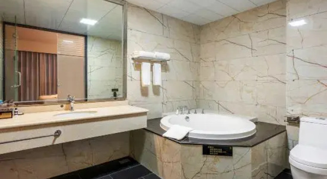 Люкс Deluxe Xiamen Discovery Hotel
