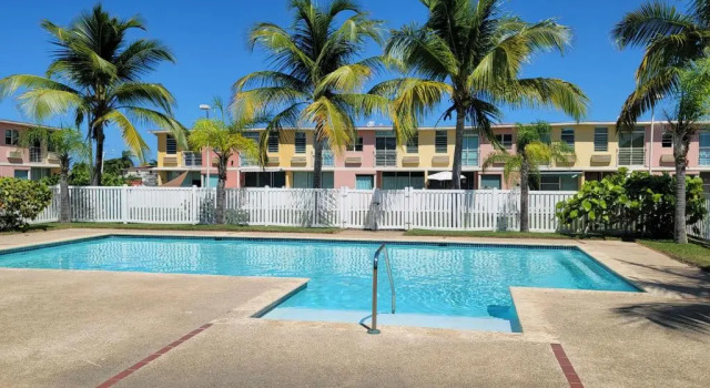 Апартаменты New Beach Vacation Home