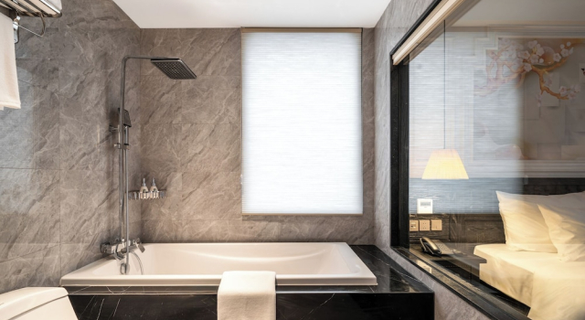 Номер Executive Luxe Paradise Premium Hotel Pham Hong Thai