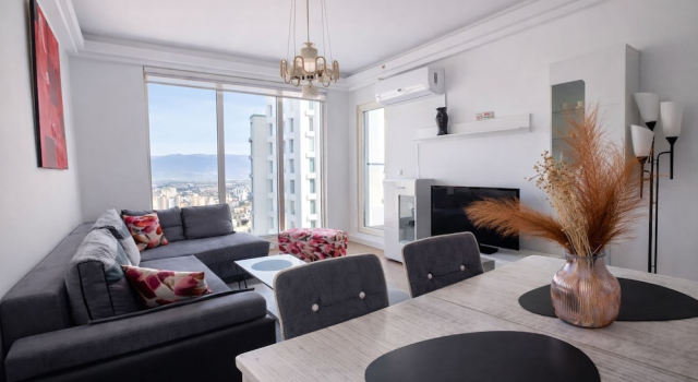 Апартаменты Deluxe 30th Floor-Skyline above a City