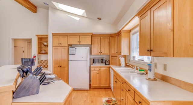 The Sea Belle, Забронировать Отель Отели Сисайд 3 звезды, 3*