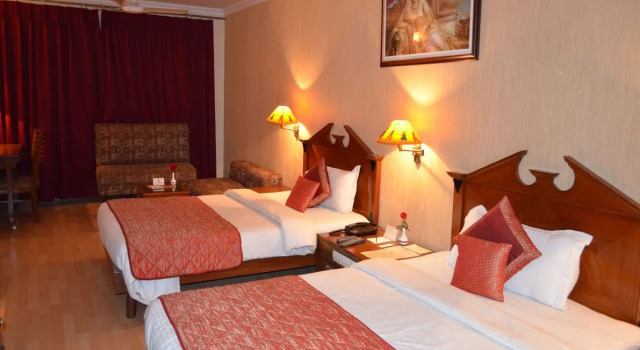 Hotel Grand Sartaj