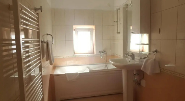 Трёхместный номер Hotel Mirni Kutak