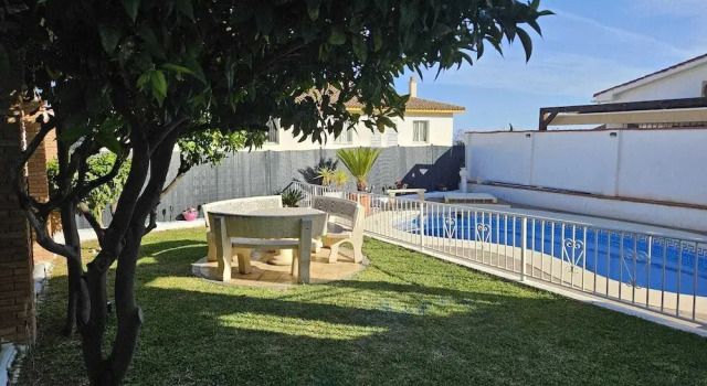 Коттедж Captivating Private House in Benalmadena