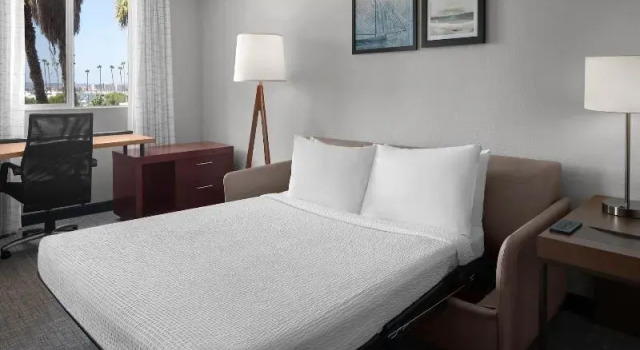 Четырёхместный люкс Residence Inn by Marriott San Diego Downtown