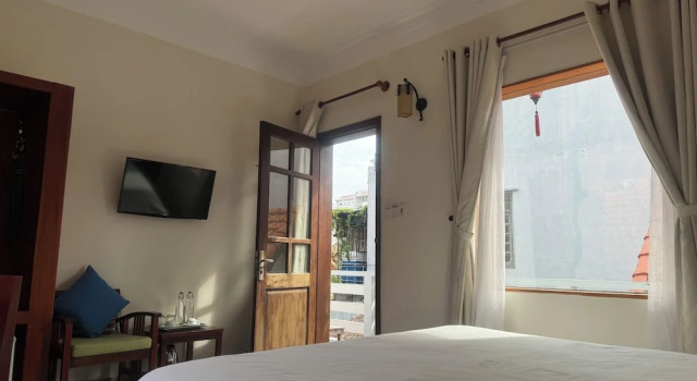 Двухместный номер Superior с балконом и с видом на сад Charming Homestay