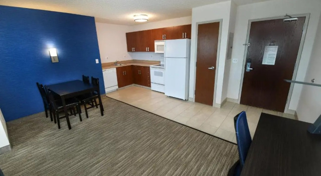 Двухместный люкс c 1 комнатой Holiday Inn Express Hotel & Suites Grand Forks by IHG