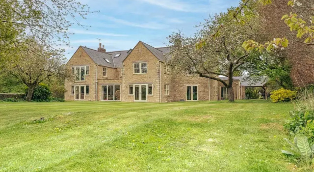 Inkerman House-Gorgeous House and Garden, Buchen Sie Ferienhaus Bicester Oxfordshire