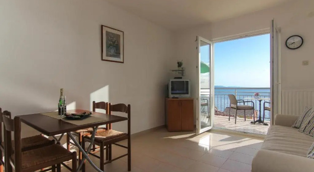Апартаменты c 1 комнатой с видом на море Apartments Villa Alex