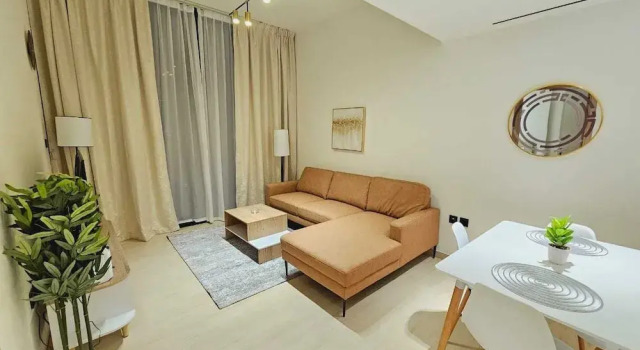 OYO HOME 1404 Premium 1bed Apt At Jvc Be
