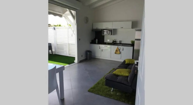 chez SAM, Rezerwuj Hotel Grand-Bourg Marie Galante