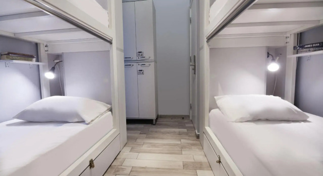 Кровать в общем номере Stay Inn Taksim Hostel