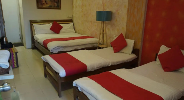 Люкс Classic Hotel Krishna Ahmedabad