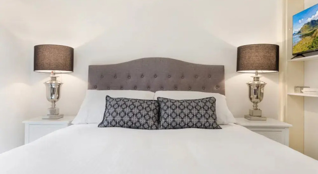 Cosy and Central City Studio Near Attractions, Забронировать Апартаменты/квартира Апартаменты Мельбурна, рядом с Epworth Freemasons Hospital, Апартаменты/квартира