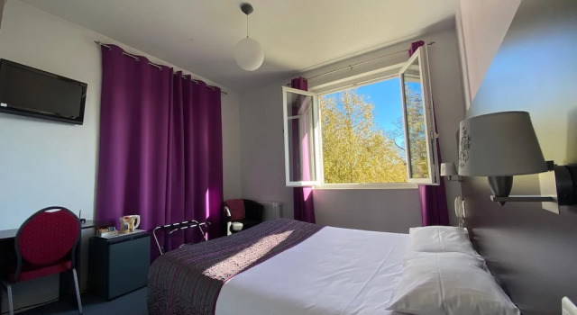 Номер Standard Logis hôtel Aux Berges de lAveyron