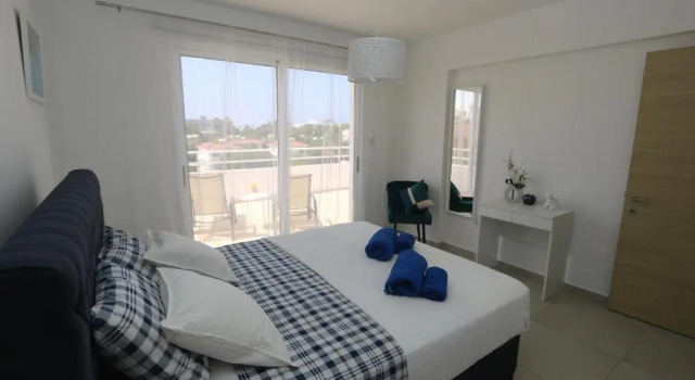 Nissi 3 Amazing Sea View Apartment, Забронировать Апартаменты/квартира Отели Айия-Напа с парковкой, Парковка