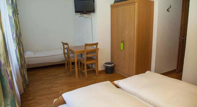 Hotel Alpenrose beim Ballenberg, Забронировать Отель Бриенц Haslital