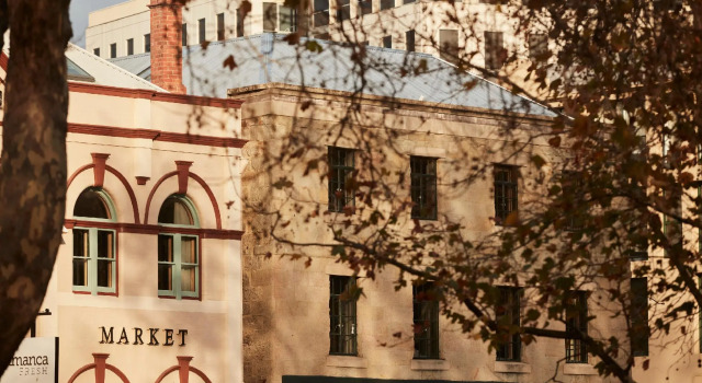 Moss Hotel, Book Hotel Hotels in Tasmania with Parking, Parking