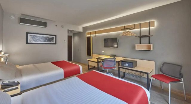 Четырёхместный номер Standard City Express Plus by Marriott Ciudad de México Insurgentes Sur