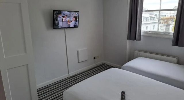 Трёхместный номер Standard Palace Court Hotel