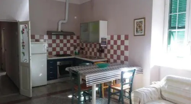 Porta Romana, Buchen Sie Hotel Sarzana Ligurien