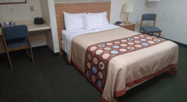 Люкс Wautoma Inn by OYO near Airport WI 73