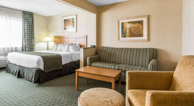 Comfort Inn Dubuque, Rezervasyon Otel Dubuque Iowa