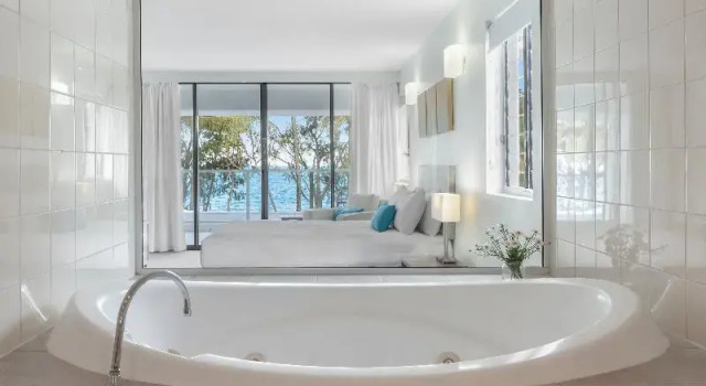 Апартаменты с 2 комнатами с красивым видом из окна Drift Palm Cove