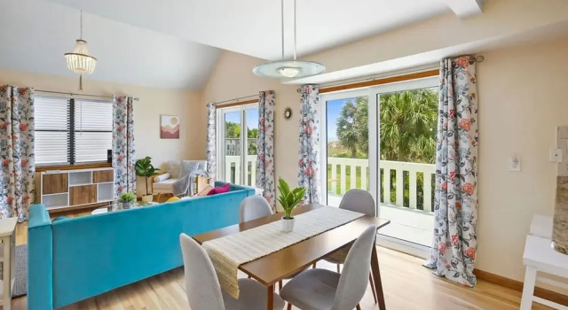 Коттедж Oceanfront in St Aug Beach Patio BBQ Smart TVs