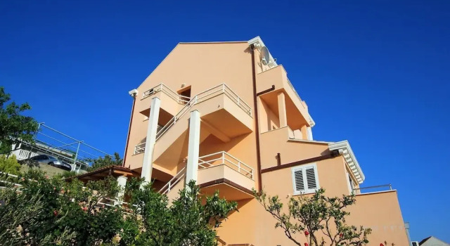 Apartments Anita, Забронировать Апартаменты/квартира Отели Цавтат с парковкой, рядом с Пляж Банац, Парковка