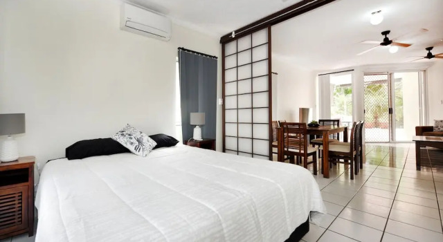 Golden Sands Beachfront Resort, Забронировать Курортный отель Кэрнс Cairns and Northern Beaches
