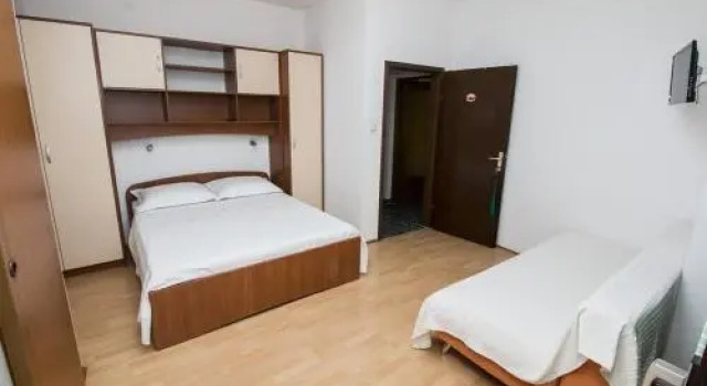 Apartment MERI (4172), Rezerwuj Apartament Hotele w Split-Dalmatia County z parkingiem, Parking