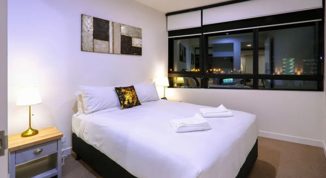 Номер Executive c 1 комнатой с балконом Astra Apartments Glen Waverley
