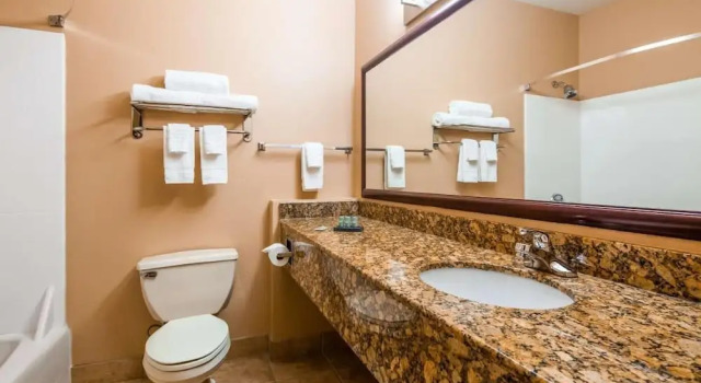 Люкс Economy Spark By Hilton Merrillville