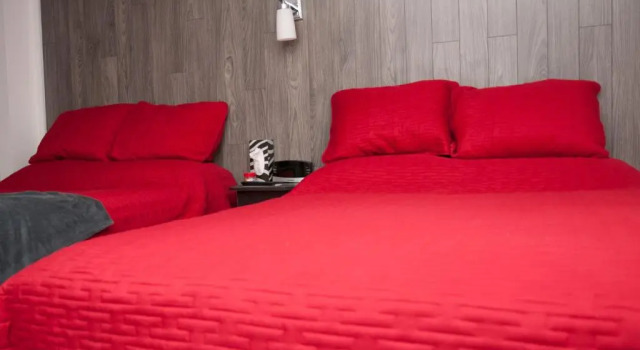 Четырёхместный номер Standard Hotel Le Plaza