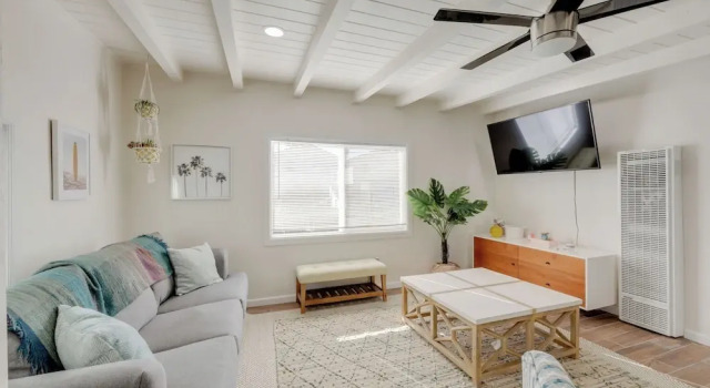 Коттедж c 1 комнатой Pet-friendly Cayucos Home: Walk to Public Beach!