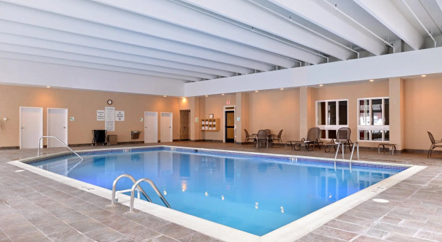 Run of House Holiday Inn New London by IHG