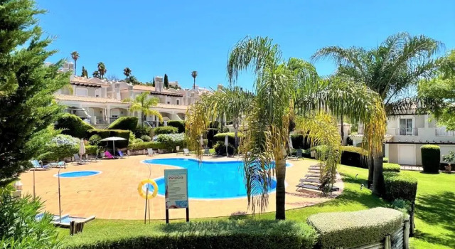 Вилла The Crest House With Pool By Homing