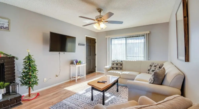1 Mi to Museum: Pet-friendly Prescott Condo, Book Hotel 4-stjernede hoteller i Prescott, 4*