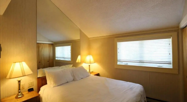 Inns of WV 308, 2bd, Waterville Valley, Varaa Hotelli Hotellit New England uima-altaalla, Uima-allas