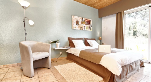 Студия Standard Vayamundo Quillan L'Espinet