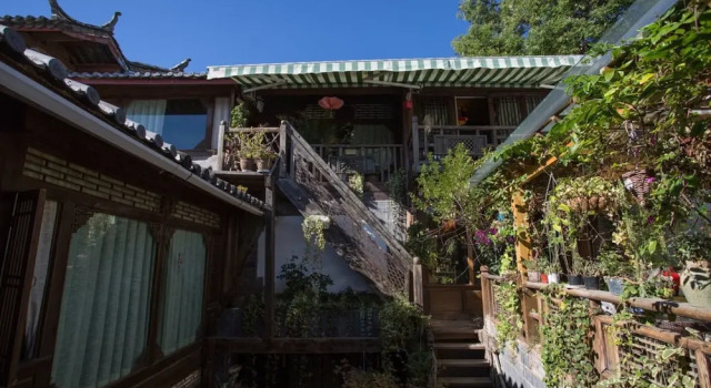 AMU's House - Lijiang, Забронировать Отель Лицзян Юньнань, рядом с Улица Сквер-стрит Древнего города Даянь