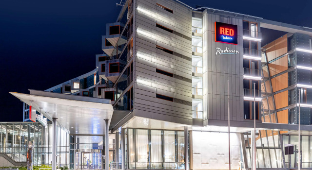 Radisson Hotel & Conference Centre Oslo Airport, Book Hotel Gardermoen Viken