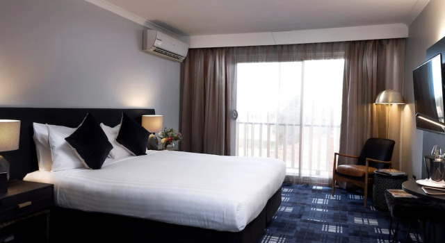 Номер Standard с видом на бассейн Comfort Resort Leura Gardens