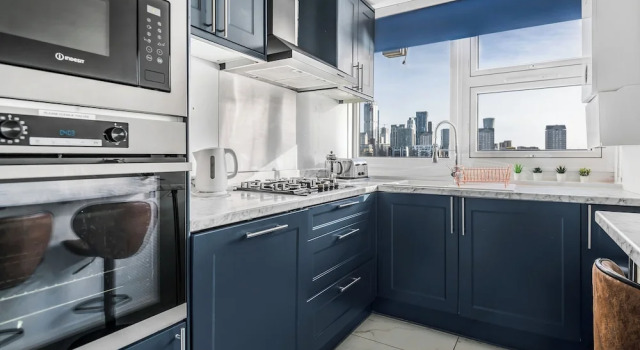 Апартаменты Deluxe 5 Odessa St